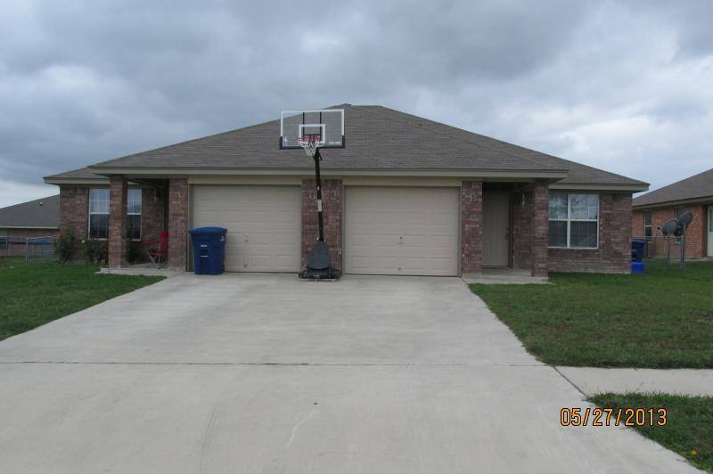 Apartment for rent at 612 Bermuda St #B, Copperas Cove, TX 76522