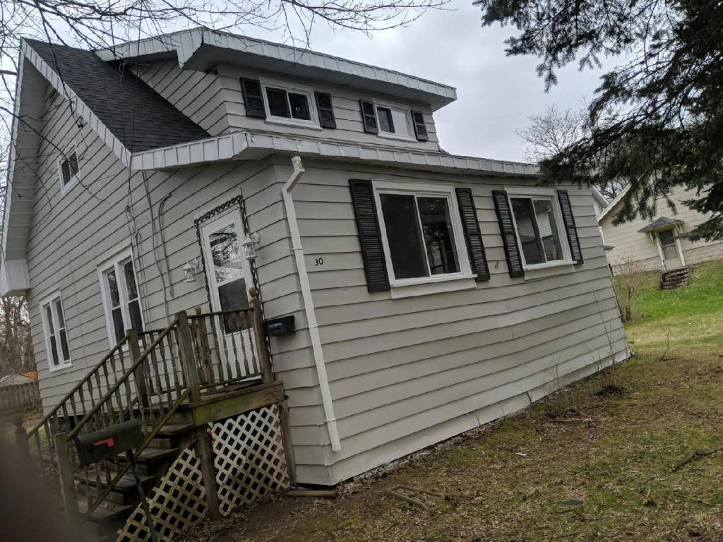 House for rent at 302 Frederick St E, East Syracuse, NY 13057
