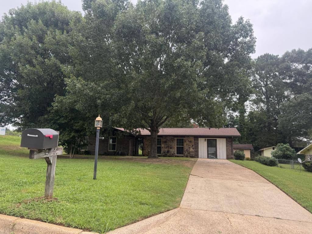 House for rent at 232 Yellowleaf Dr, Enterprise, AL 36330