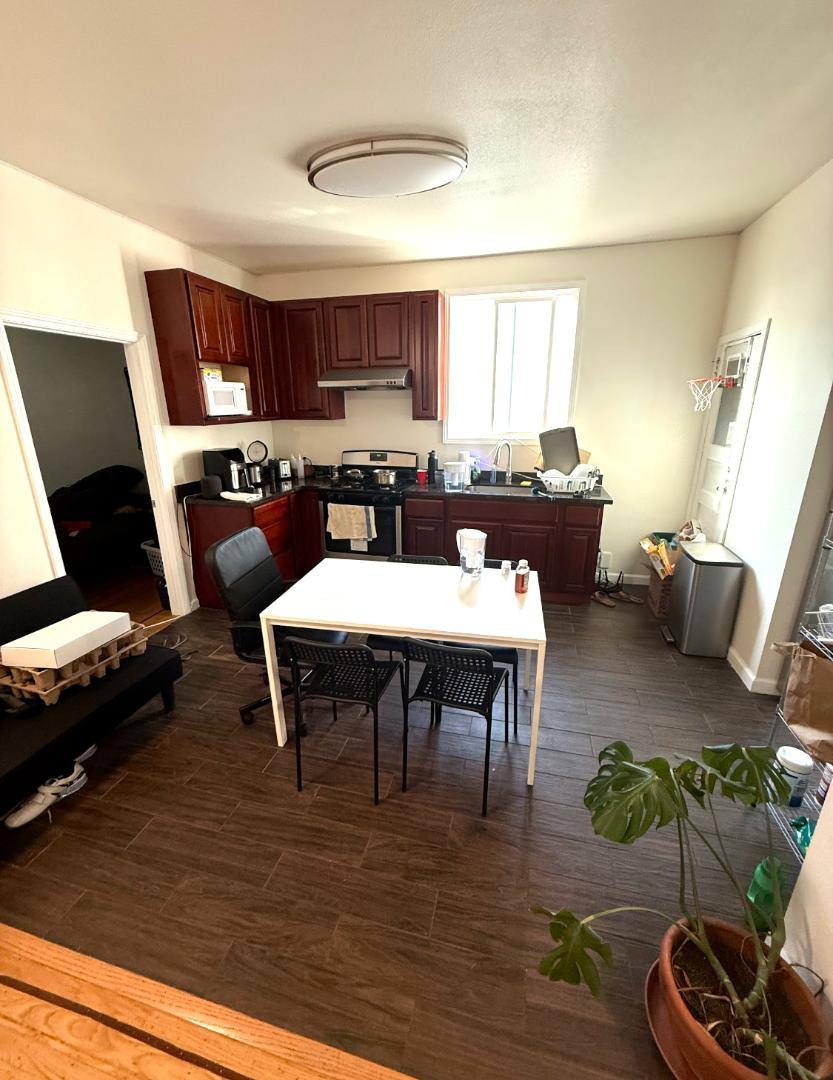 Apartment for rent at 2201 Channing Way #3 August 2025, Berkeley, CA 94704