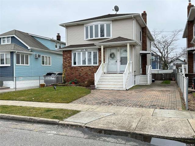 Apartment for rent at 64 Marina Rd, Island Park, NY 11558