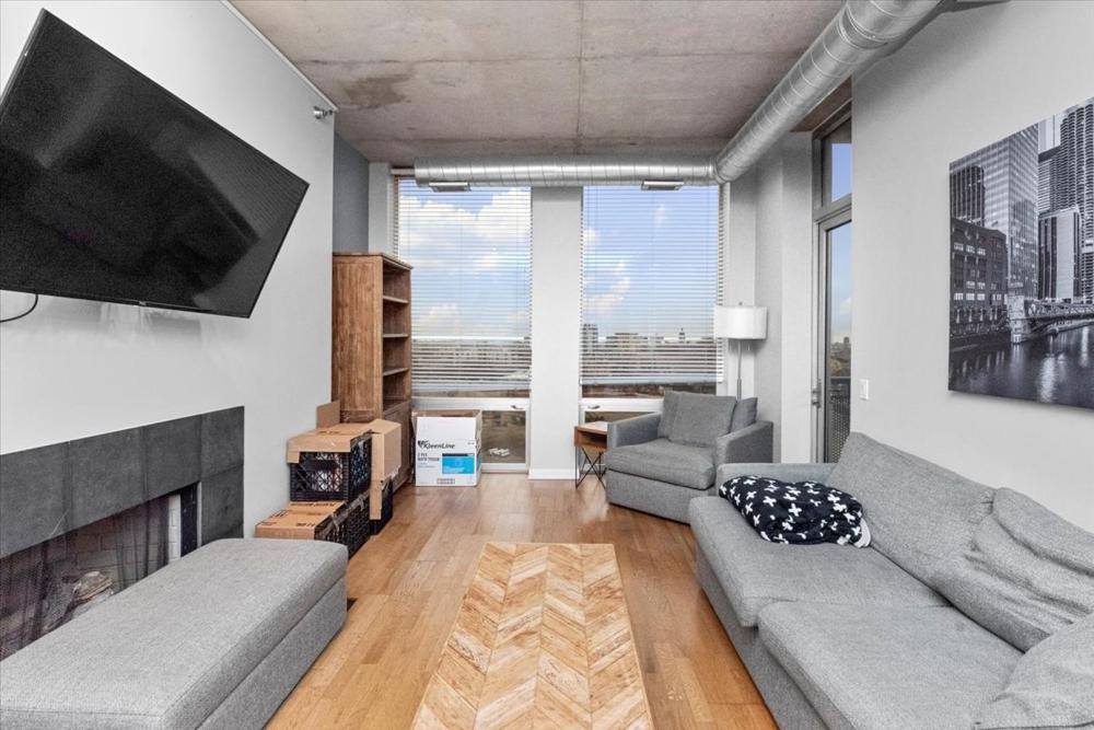 Condo for rent at 720 N Larrabee #1012, Chicago, IL 60654