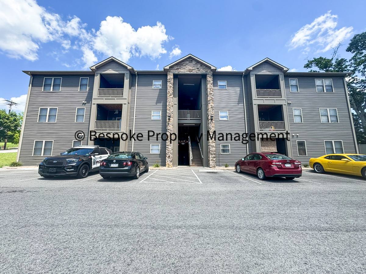 Apartment for rent at 21 Greentree Dr #2-A, Shinnston, WV 26431