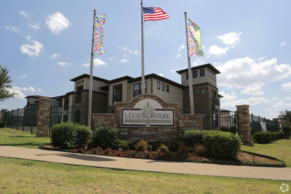 Apartment for rent at Legend Park, 3501 E Gore Blvd, Lawton, OK 73501