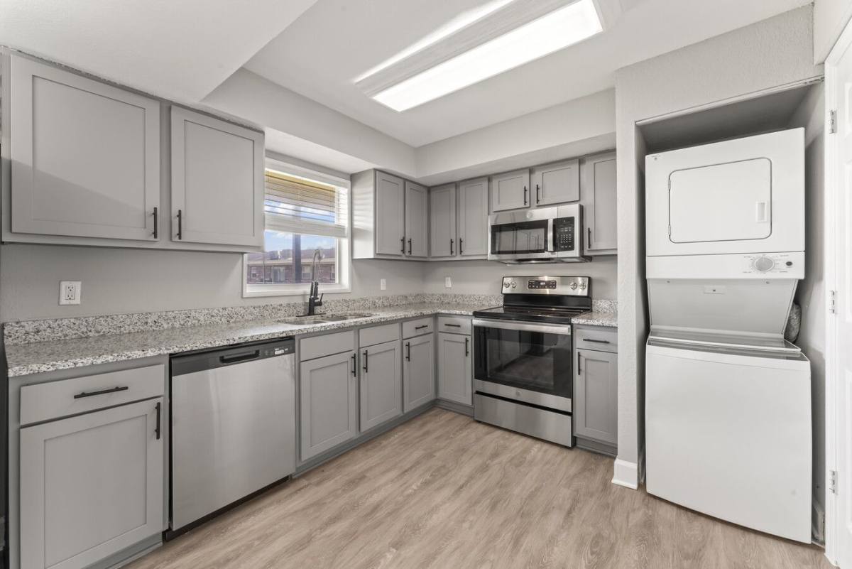Apartment for rent at Sea Oats, 900 Plaza Dr, Atlantic Beach, FL 32233