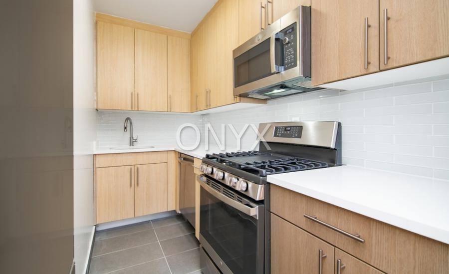 Apartment for rent at 410 W 53rd St #521, New York, NY 10019