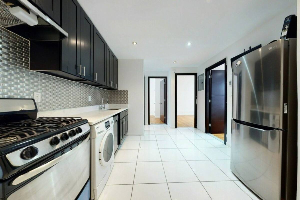 Apartment for rent at 964 Amsterdam Ave #4A, New York, NY 10025