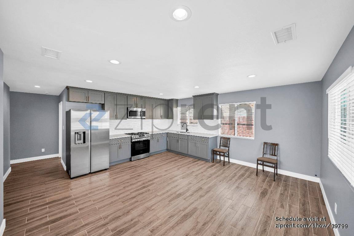 House for rent at 9320 Ives St #9320 1 2, Bellflower, CA 90706