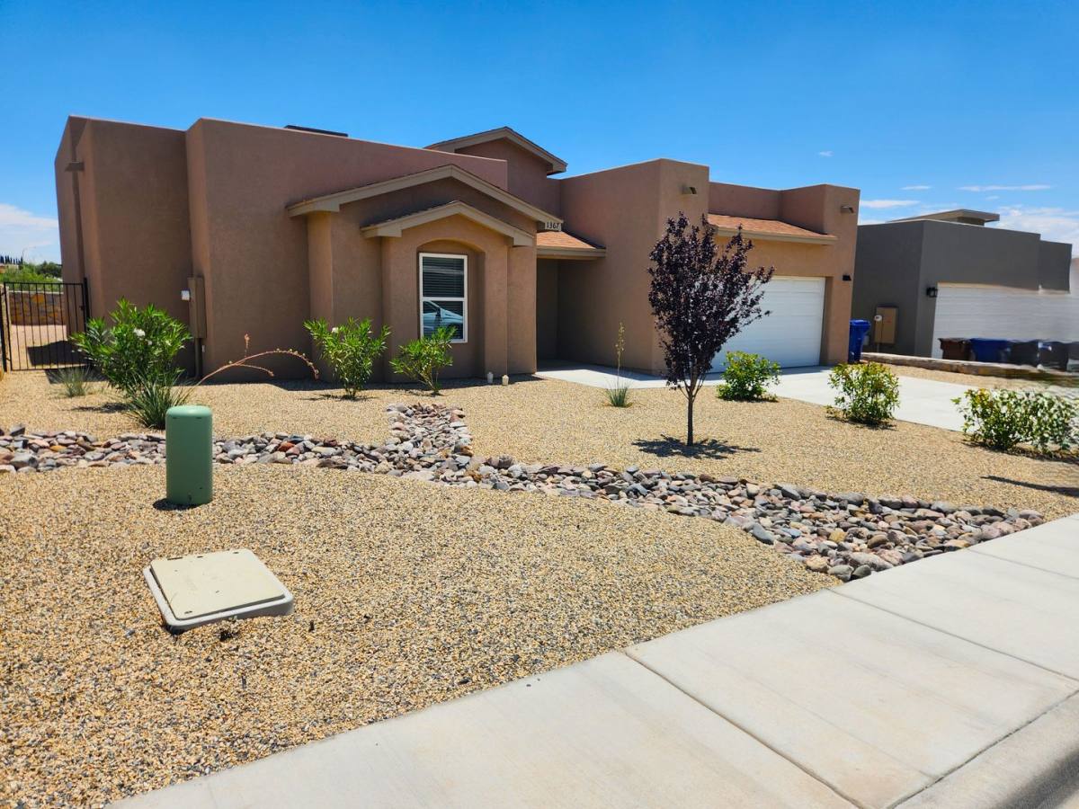 House for rent at 1367 Lenox, Las Cruces, NM 88005