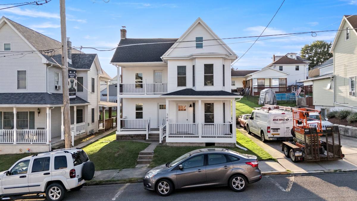 House for rent at 364 S Third St, Lehighton, PA 18235