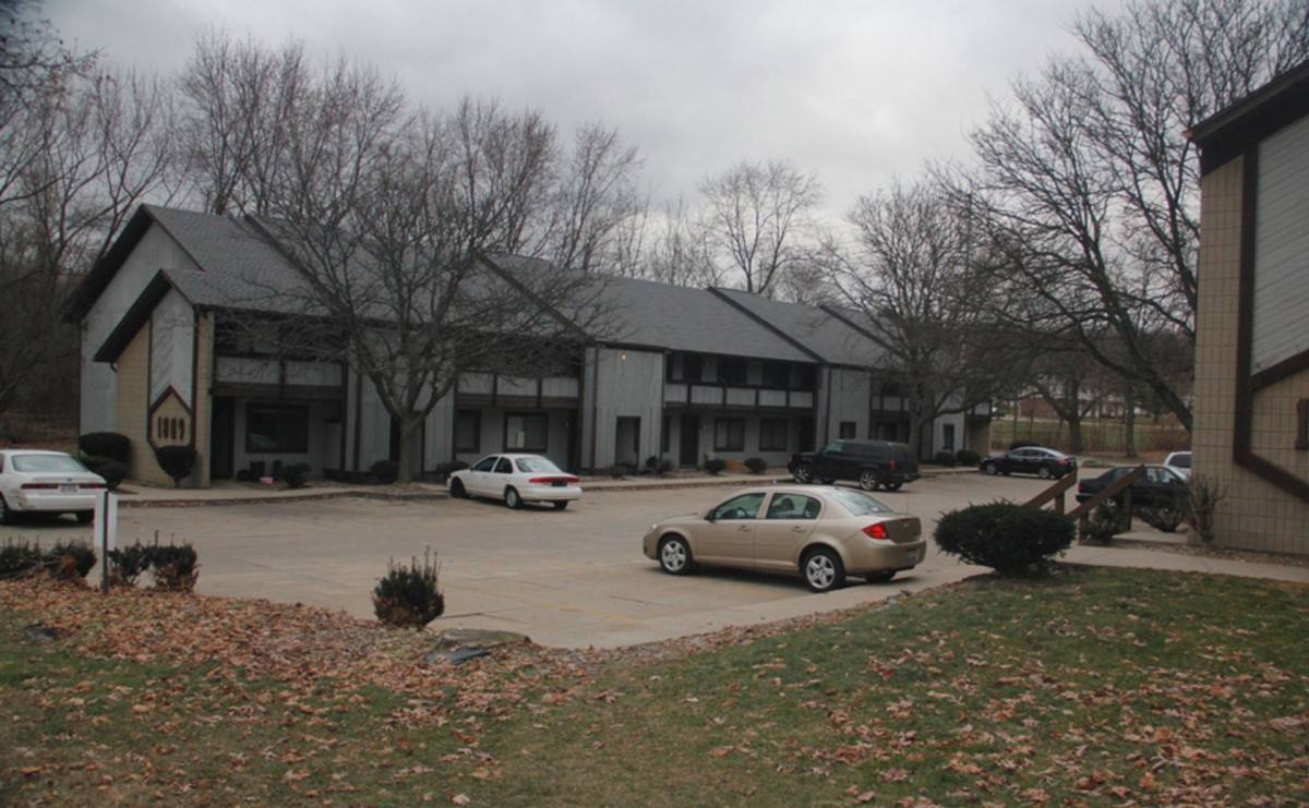 Apartment for rent at 1809-1815 S Arlington St, Akron, OH 44306