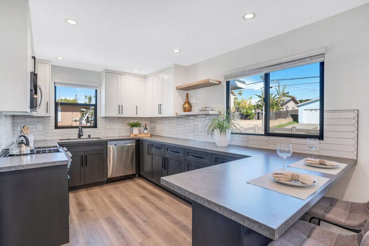 Apartment for rent at 1722 Burton St, San Diego, CA 92111