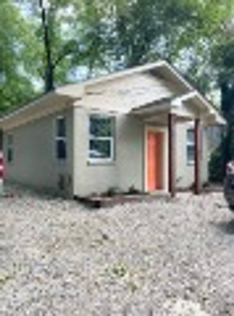 Apartment for rent at 115 W Drake Ave, Auburn, AL 36830