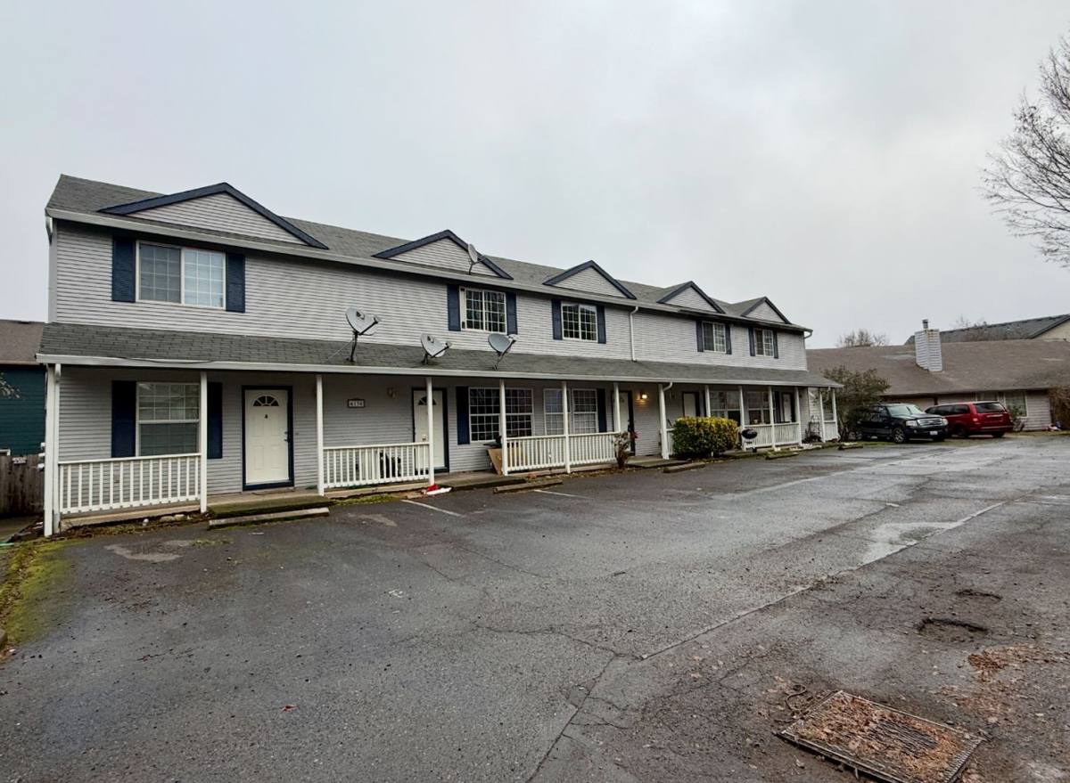 Apartment for rent at 6130-6132 SE 128th Ave, Portland, OR 97236