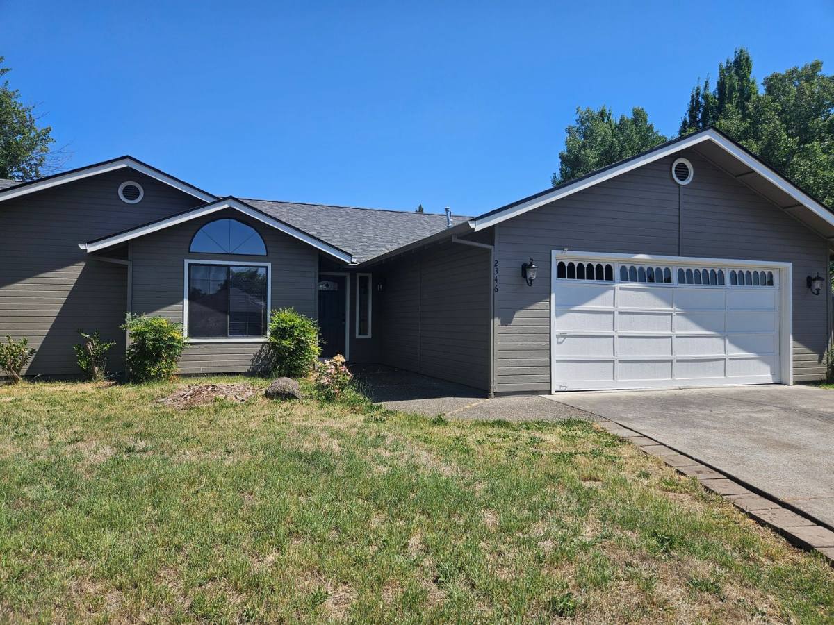 House for rent at 2346 Stillwater Court, Medford, OR 97504