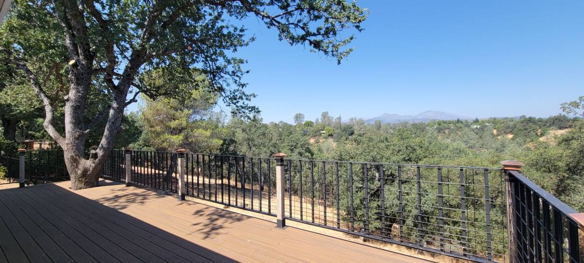 House for rent at 4660 Memory Lane, Redding, CA 96001