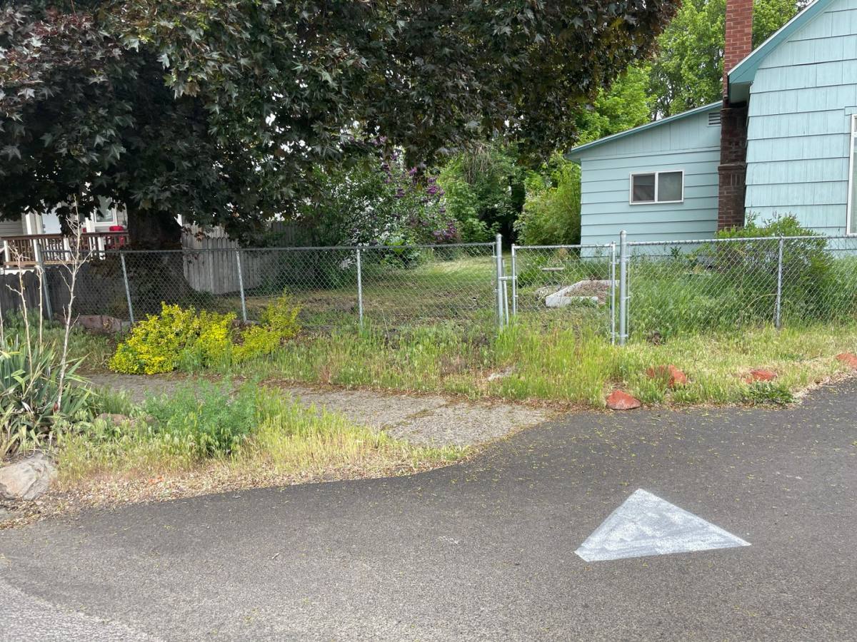 House for rent at 1323 Y Ave, La Grande, OR 97850