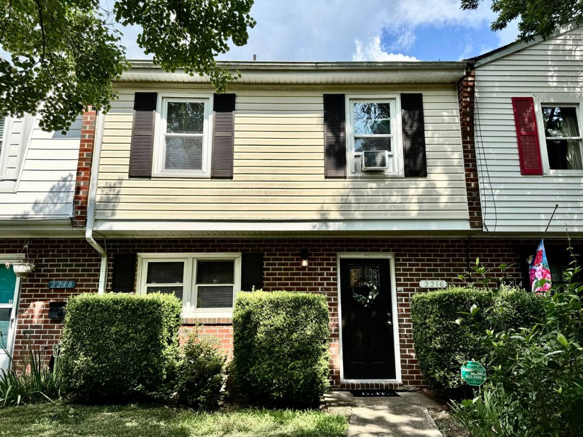Townhouse for rent at 2216 Sedgewick Dr, Virginia Beach, VA 23454