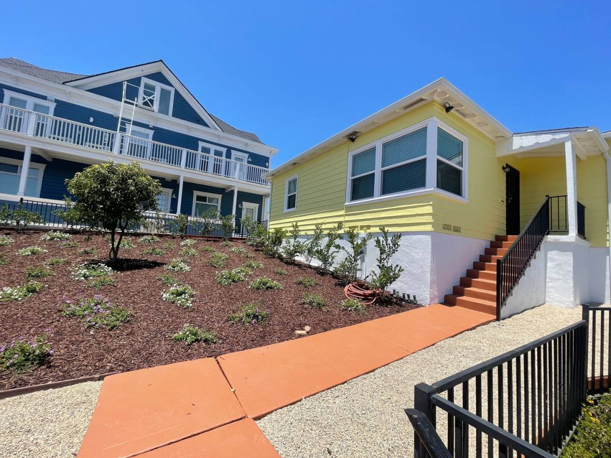 House for rent at 2210 Third Ave, San Diego, CA 92101