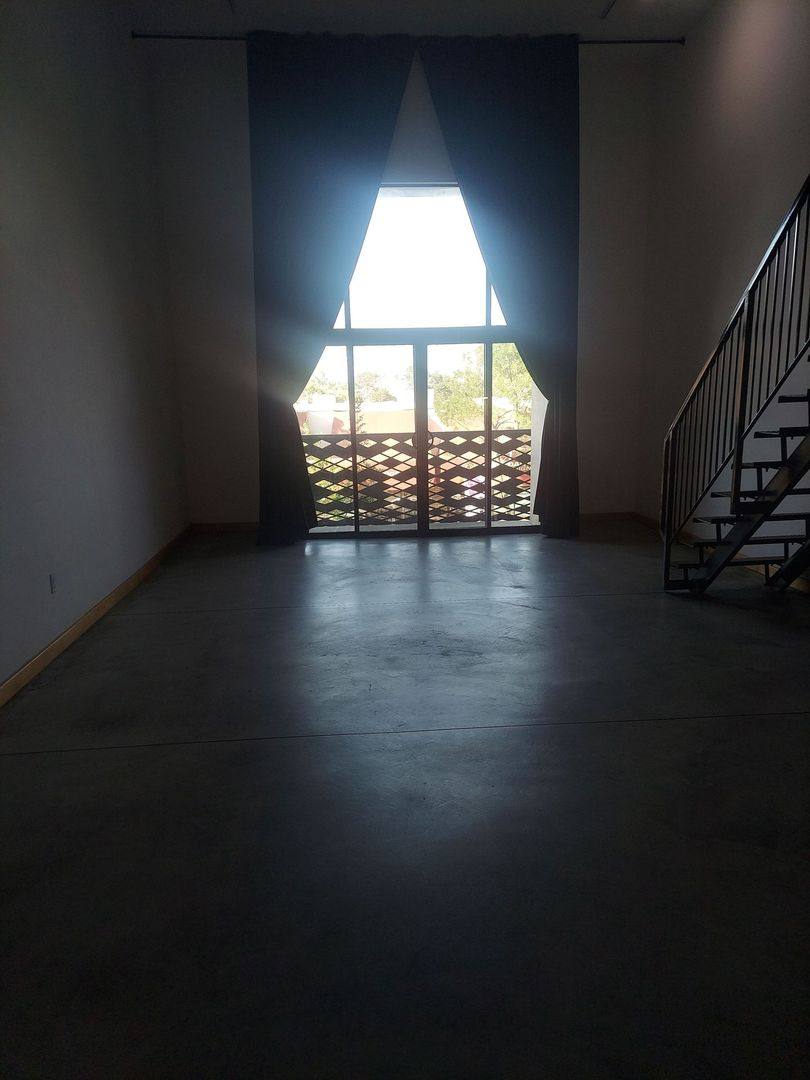 Apartment for rent at 515 W Main St, Merced, CA 95340