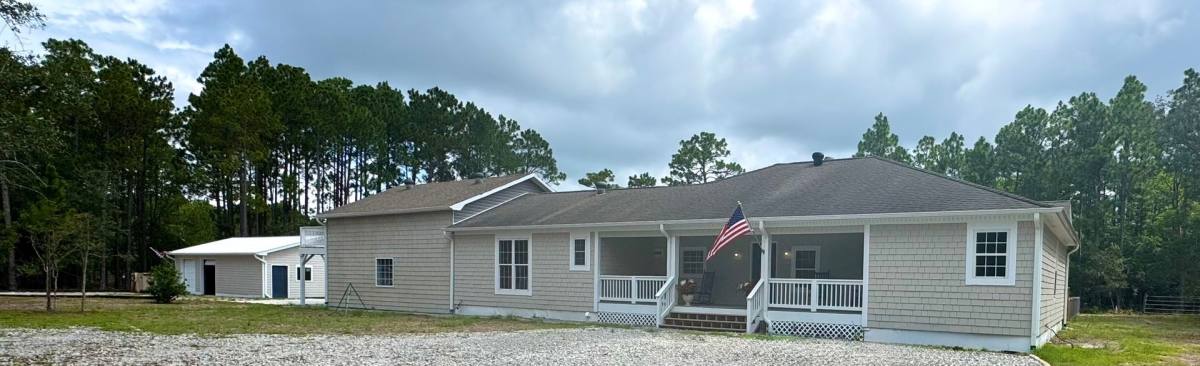 Apartment for rent at 126 Shady Pines Dr, Hampstead, NC 28443