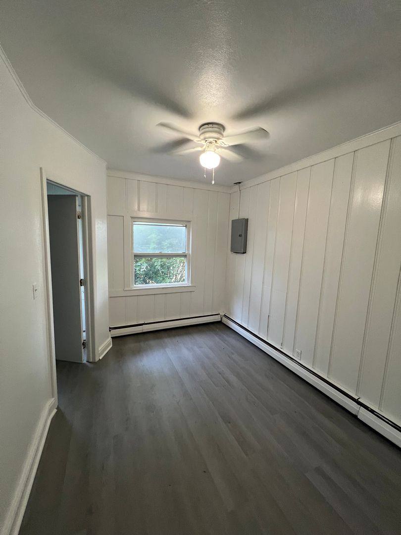 Apartment for rent at 6266 S Dixie Highway, Erie, MI 48133