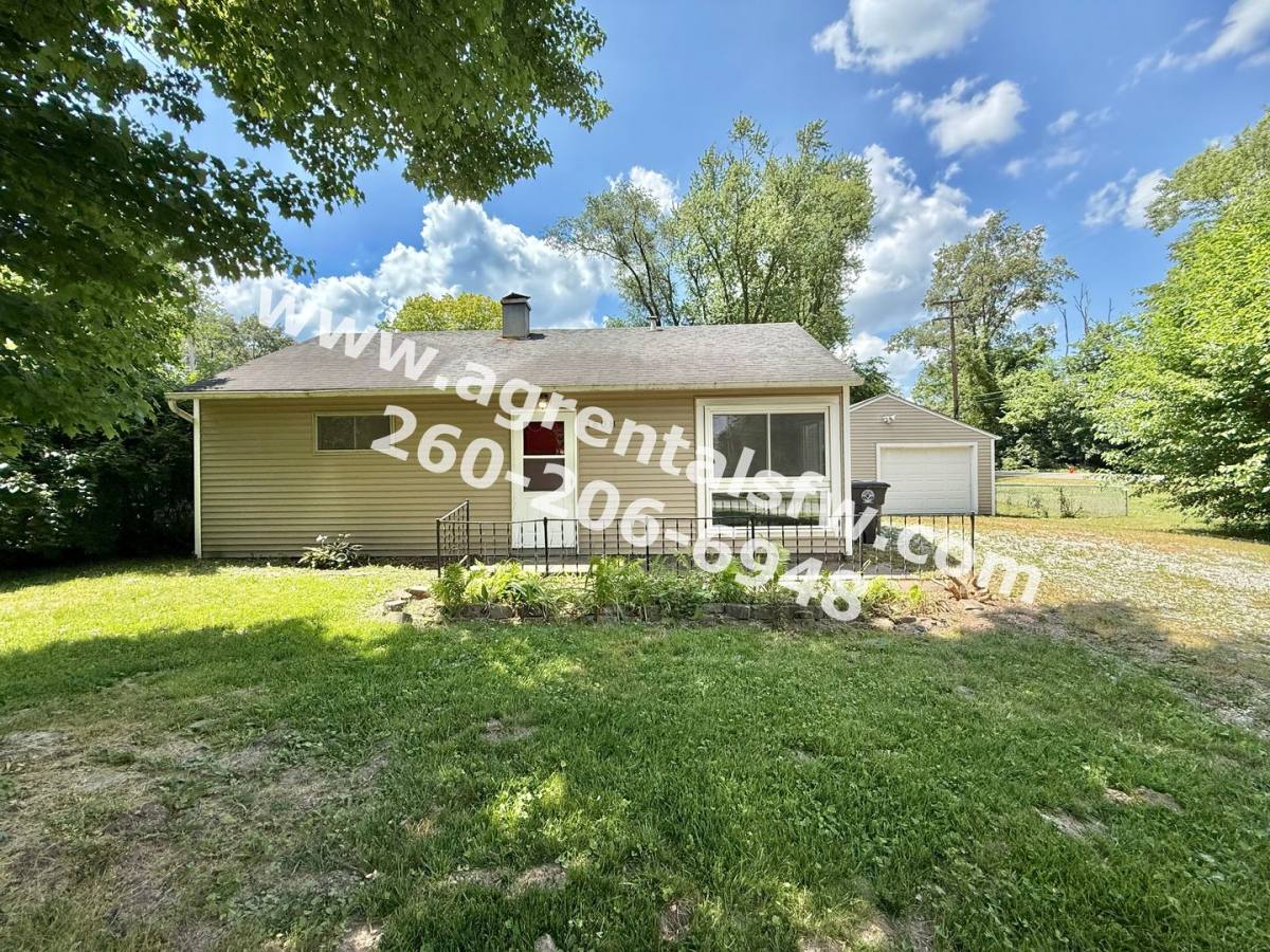 House for rent at 1608 Babcock Dr, Fort Wayne, IN 46819