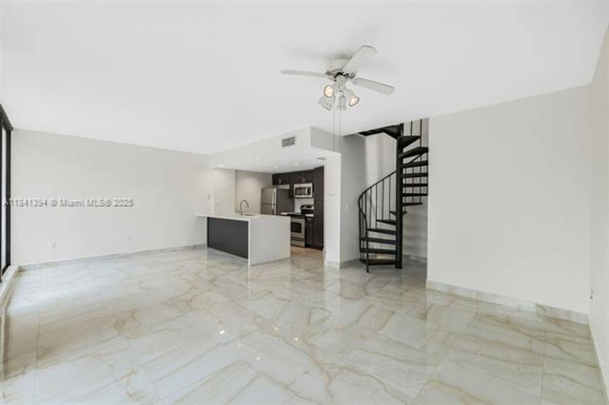 Townhouse for rent at 3192 Bird Ave Th #16, Miami, FL 33133