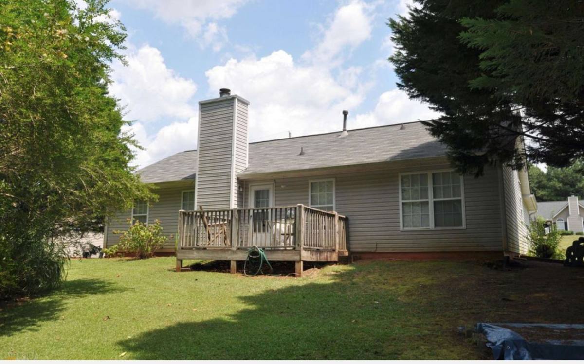 House for rent at 55 Canterbury Dr, Grantville, GA 30220