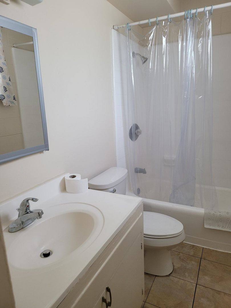 Apartment for rent at 1610 Liholiho St, Honolulu, HI 96822
