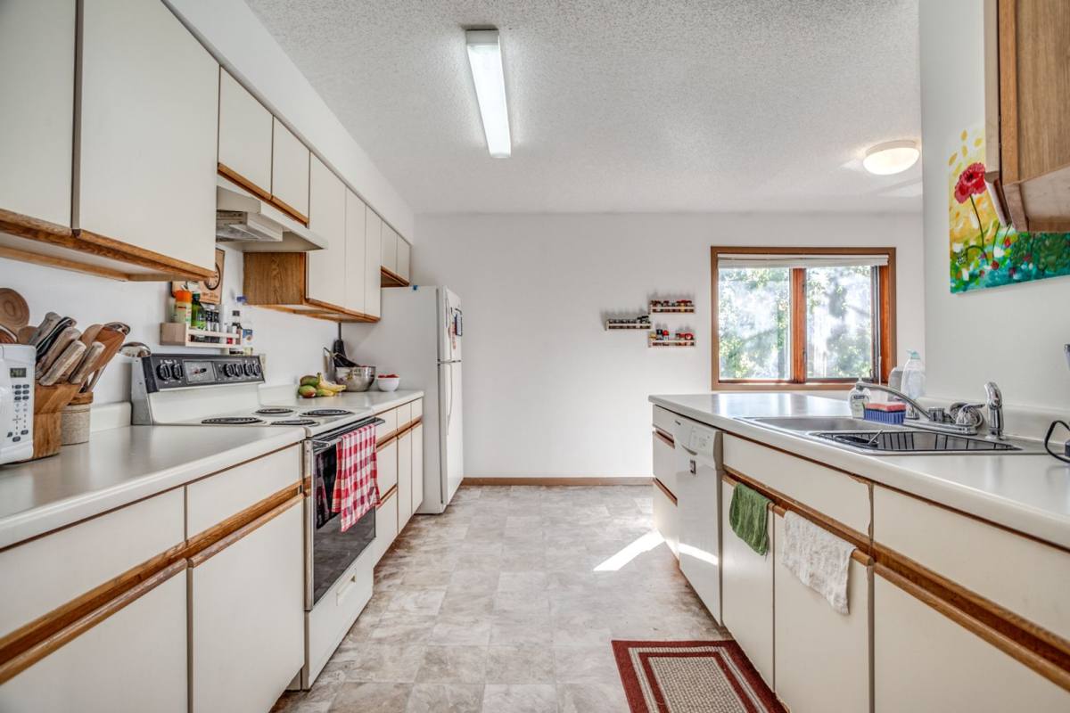 Apartment for rent at 700 8th St SE, Minneapolis, MN 55414