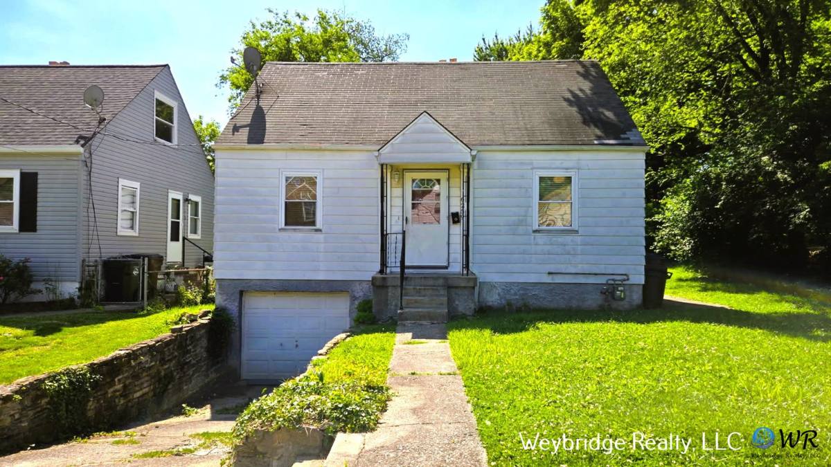House for rent at 6259 Mayflower Ave, Cincinnati, OH 45237
