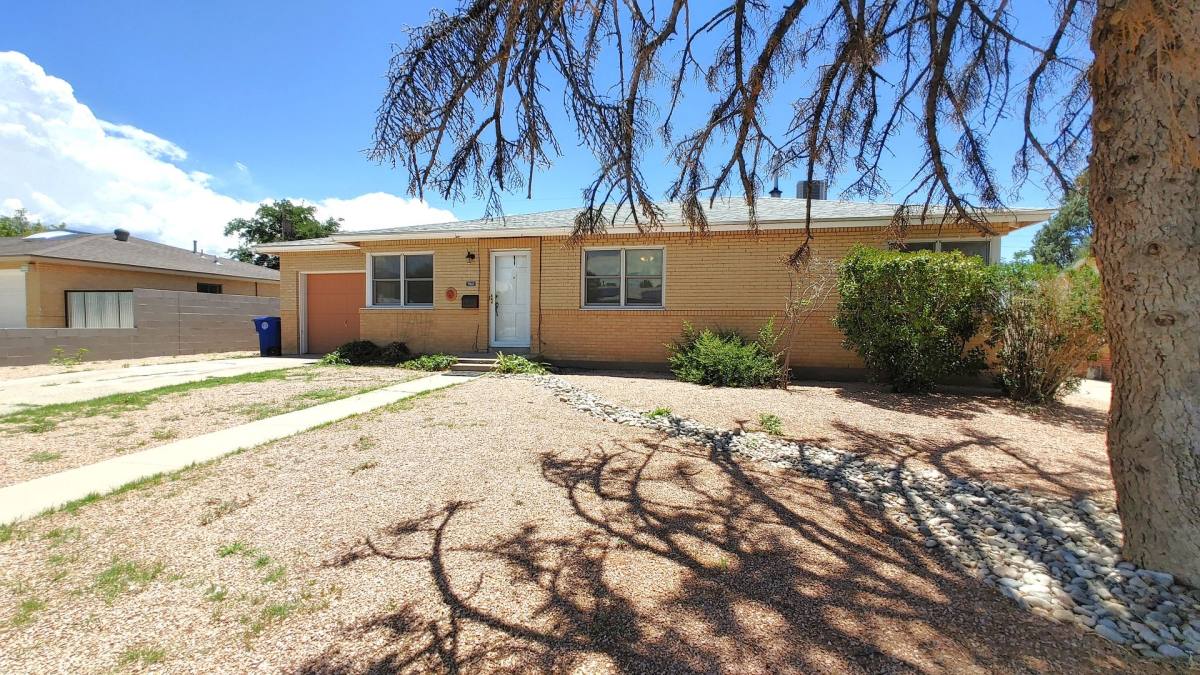 House for rent at 7910 Morrow Ave NE, Albuquerque, NM 87110
