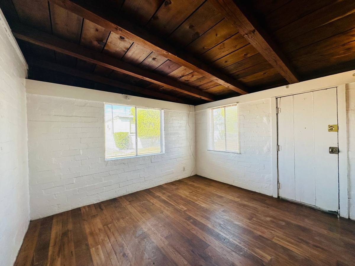 Apartment for rent at 250 W Laguna St, Tucson, AZ 85705