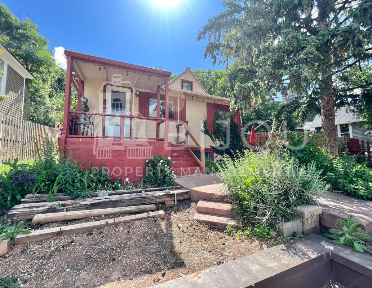 House for rent at 68 Waltham Ave, Manitou Springs, CO 80829