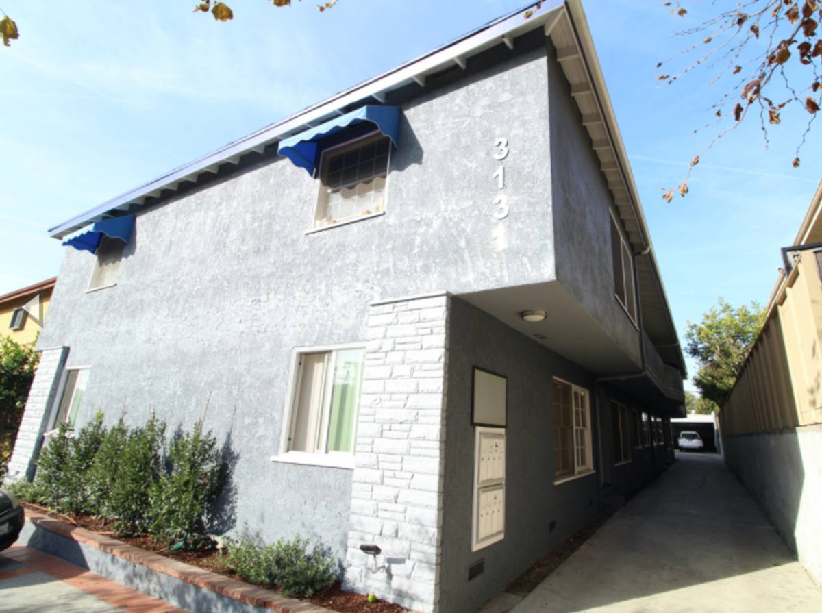 Apartment for rent at 3131 Bagley Ave, Los Angeles, CA 90034