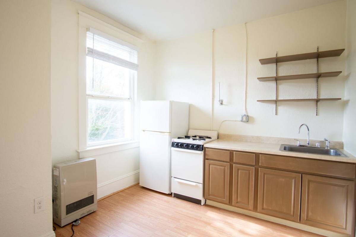 Apartment for rent at 2044 N Kilpatrick St, Portland, OR 97217
