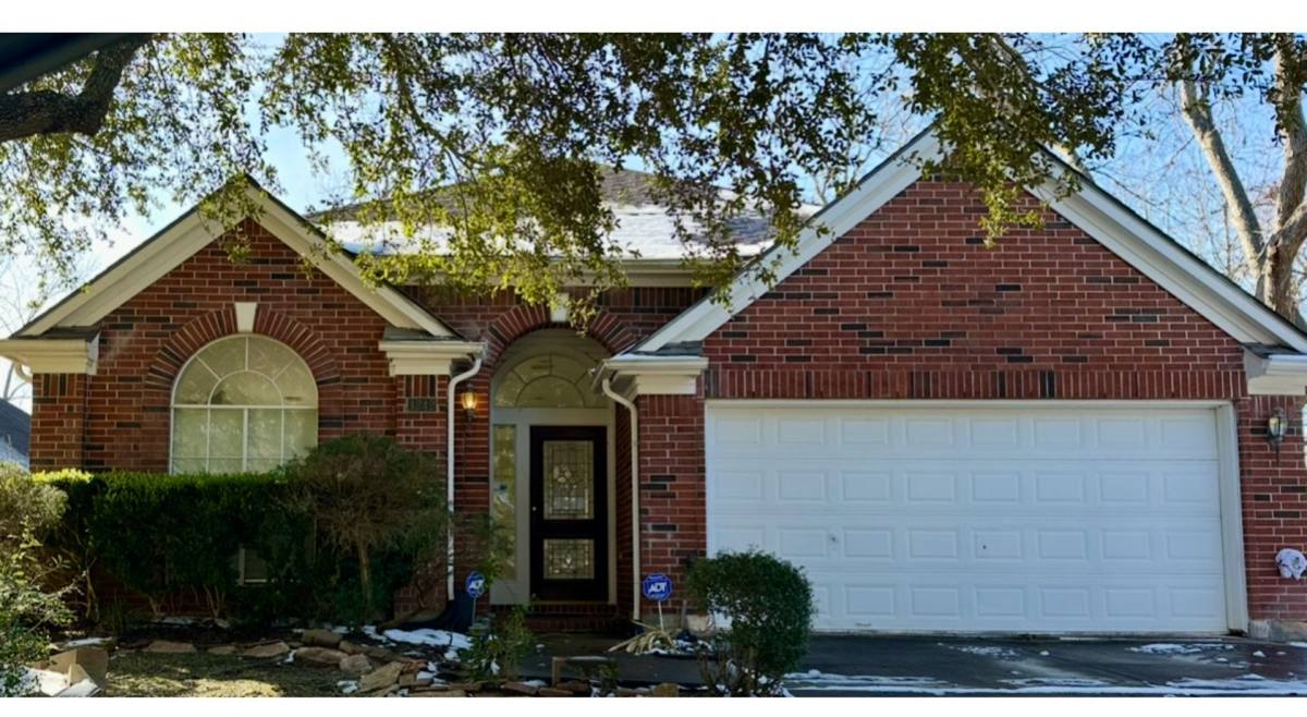 House for rent at 4242 Lakeshore Forest Dr, Missouri City, TX 77459