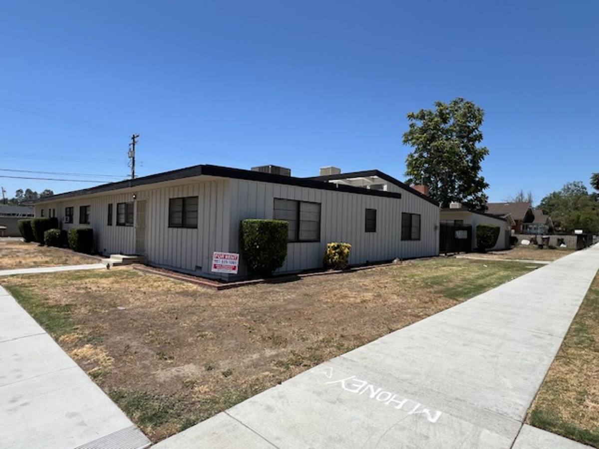 Apartment for rent at 601-611 Eye St, Bakersfield, CA 93304