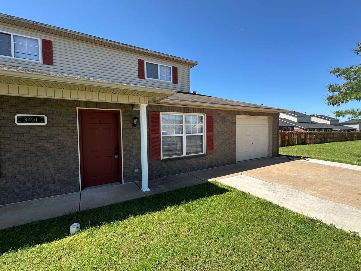 Apartment for rent at 3401 SW Landau Court, Bentonville, AR 72712