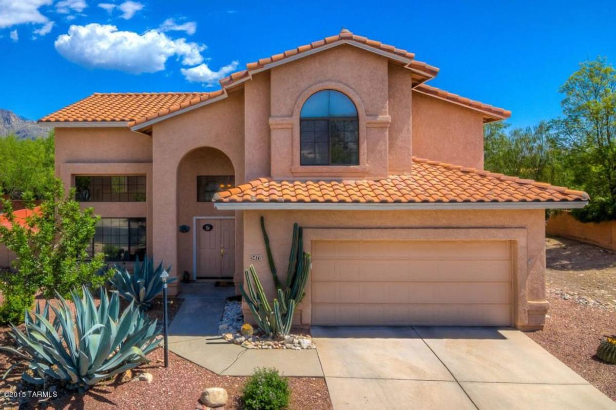 House for rent at 5476 N Indian Trail, Tucson, AZ 85750