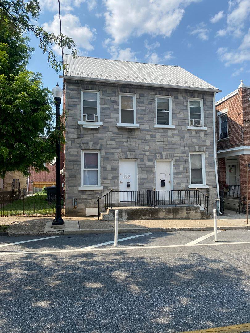 Apartment for rent at 721 - 723 Manor St, Lancaster, PA 17603