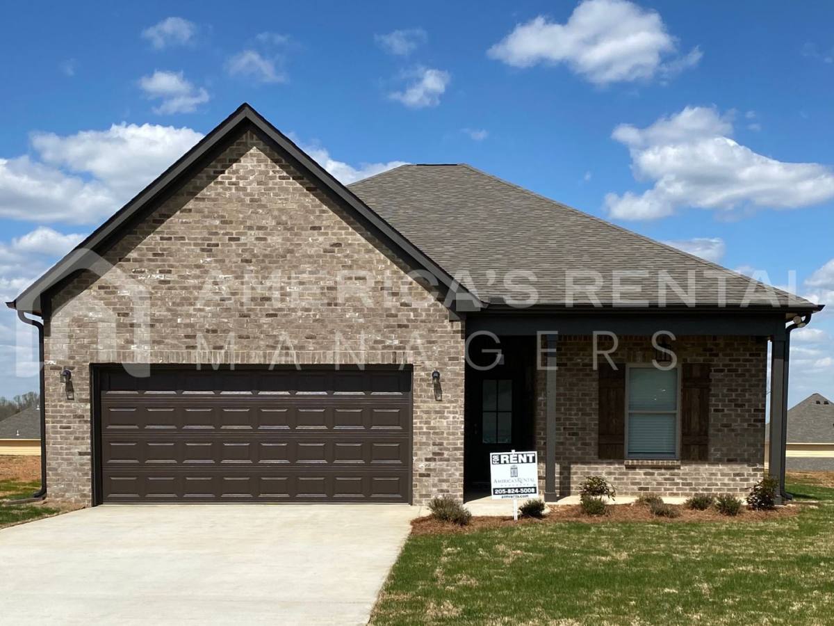 House for rent at 475 Ridge View Circle, Jemison, AL 35085