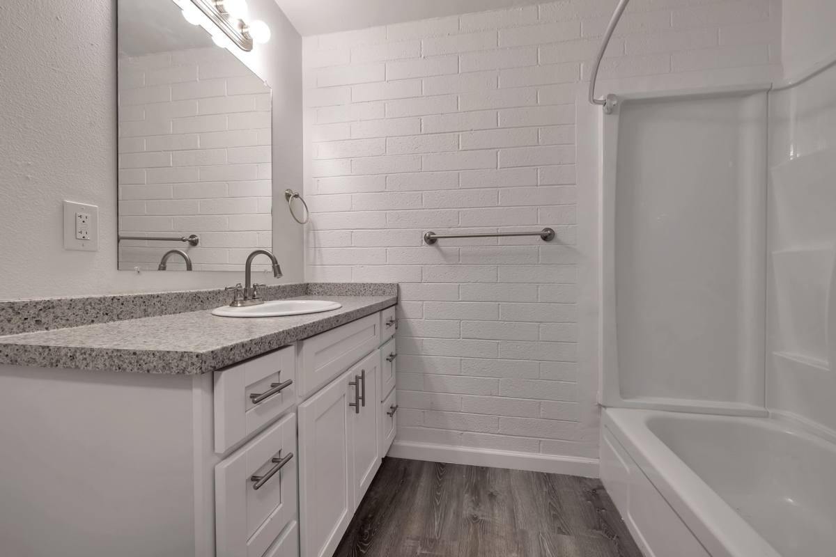 Apartment for rent at 1815 W Tuckey Lane, Phoenix, AZ 85015