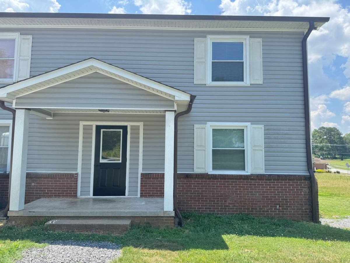 Apartment for rent at 224 28th Ave Place NE, Hickory, NC 28601