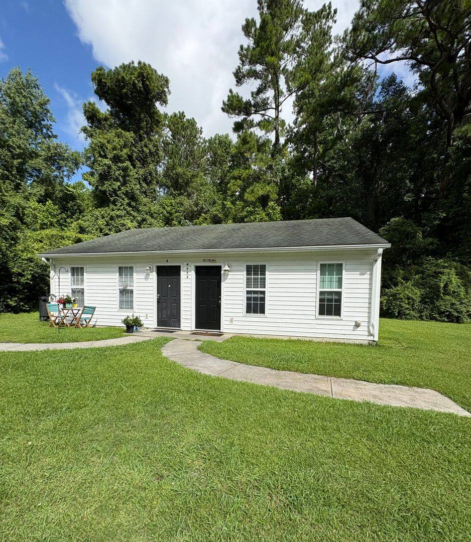 House for rent at 4504 Old Cherry Point Rd, New Bern, NC 28562