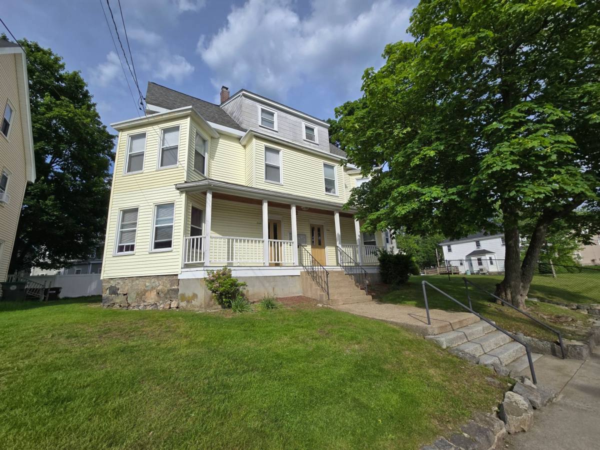 Apartment for rent at 362-364 E St, Dedham, MA 02026