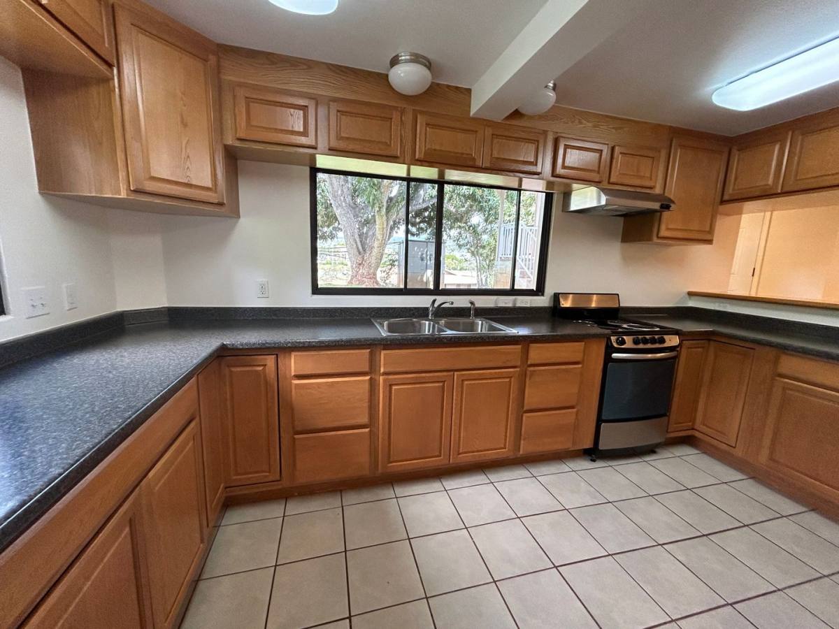 House for rent at 4566 Ukali St, Honolulu, HI 96818