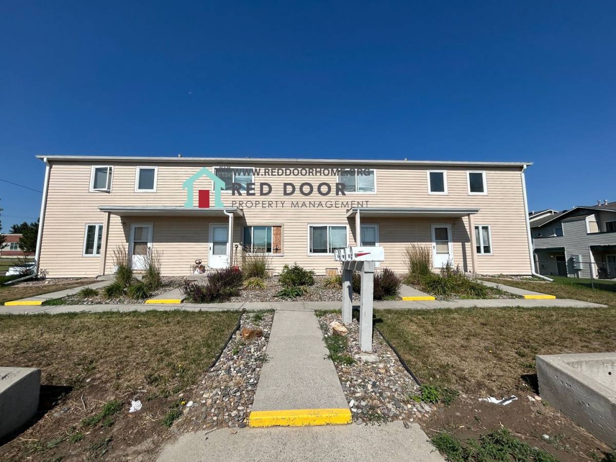 Apartment for rent at 4123 Central Ave, Mount, Great Falls, MT 59405