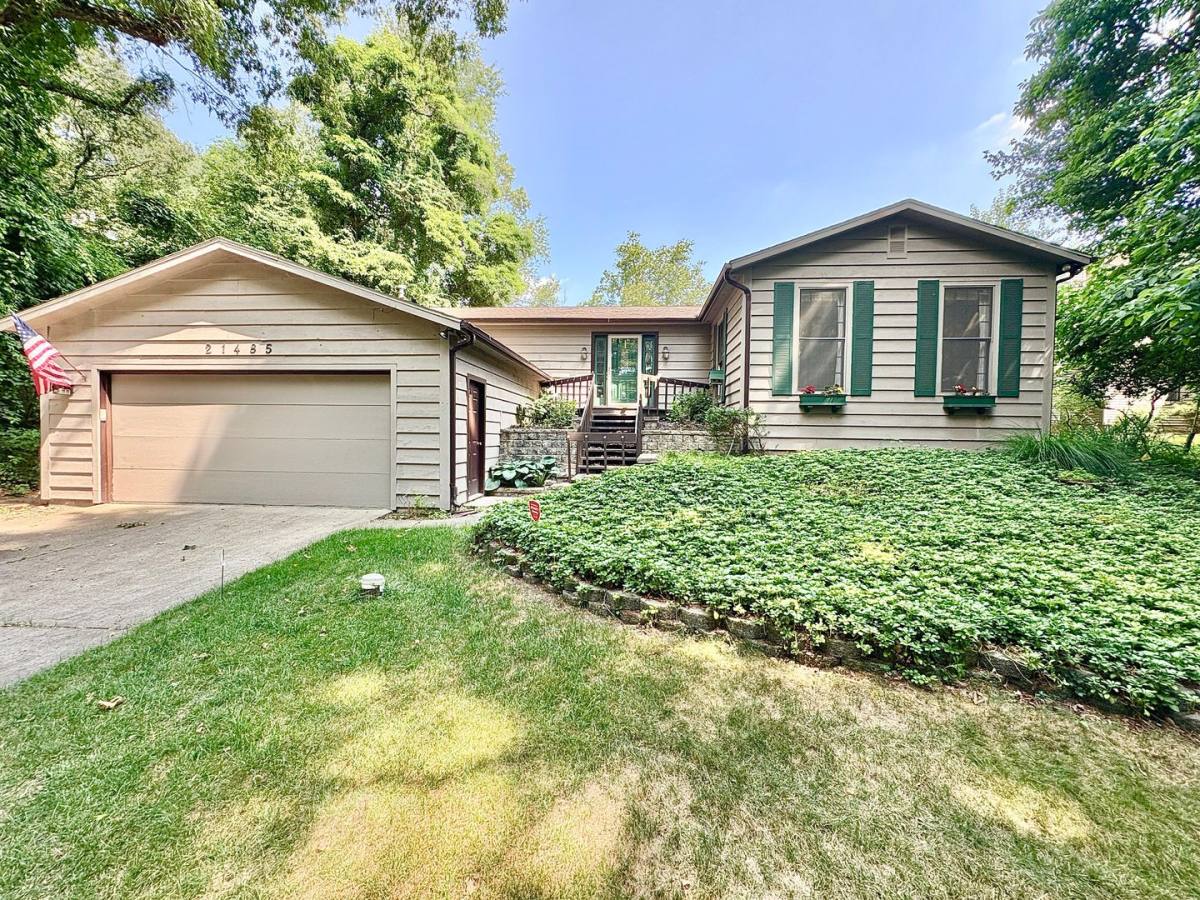 House for rent at 21485 Wallen Dr, South Bend, IN 46628